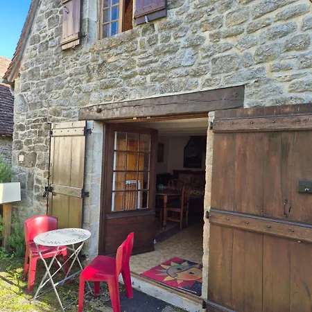Charmante Maisonnette Entre Padirac Et Rocamadour *